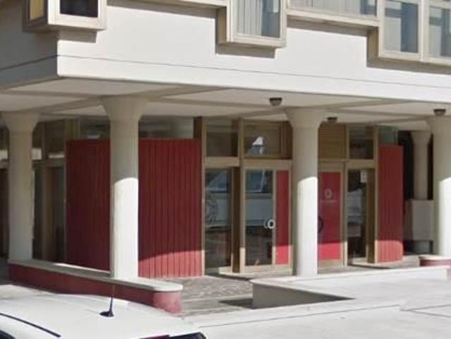 Locale Commerciale in affitto a Camaiore, Lucca