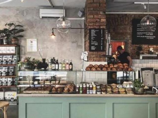 Locale Commerciale in affitto a Zone, Capannori