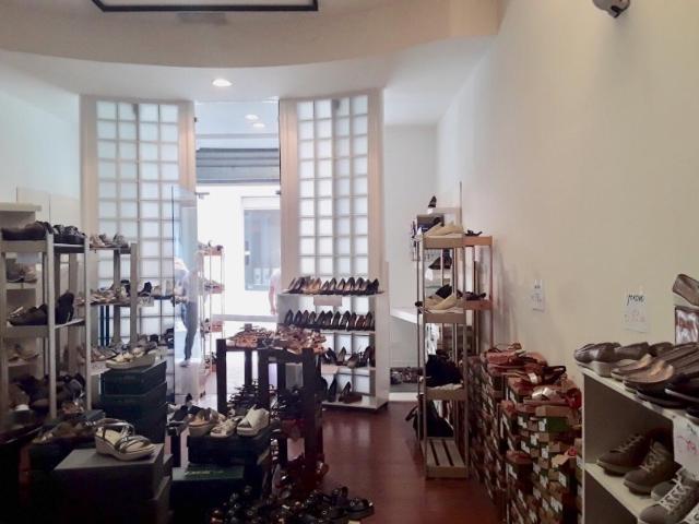 Locale Commerciale in affitto a Fabbrica, Carrara