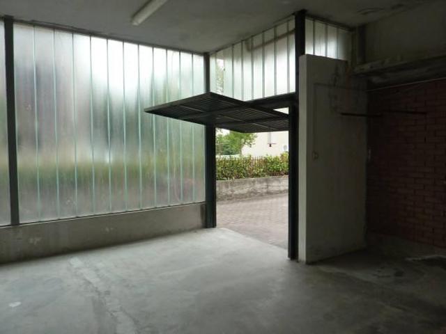 Locale Commerciale in affitto a Tresinaro - Secchia, Re
