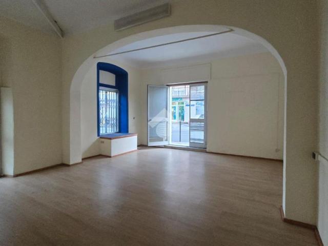 Locale Commerciale in affitto a Verici inferiore, Casarza Ligure