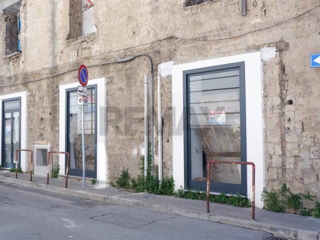 Locale Commerciale in affitto a Aldifreda, Caserta