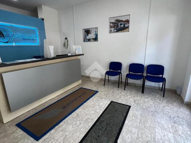 Locale Commerciale in affitto a San Silvestro, Cassino