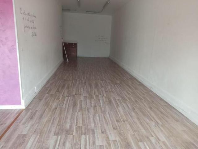 Locale Commerciale in affitto a Castiglione Del Lago, Perugia