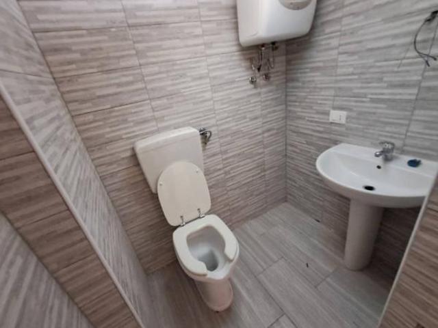 Locale Commerciale in affitto a Calabria, Catanzaro