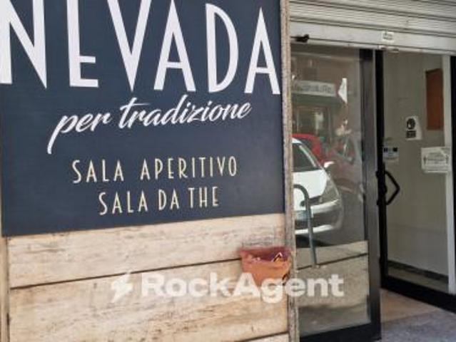 Locale Commerciale in affitto a Pontepiccolo, Calabria