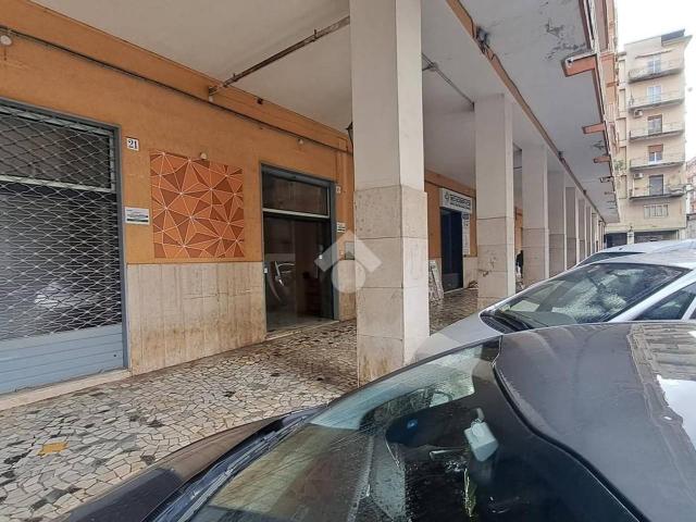 Locale Commerciale in affitto a San Vito, Cava De' Tirreni