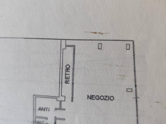 Locale Commerciale in affitto a Milano Marittima, Cervia