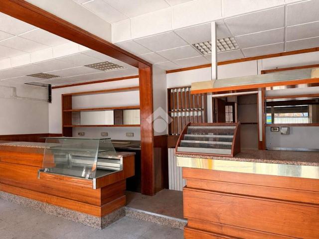 Locale Commerciale in affitto a Codogno, Lombardia