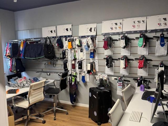 Locale Commerciale in affitto a Coriano, Reggio Emilia