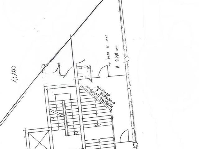 Locale Commerciale in affitto a Rivoltella del Garda, Desenzano Del Garda