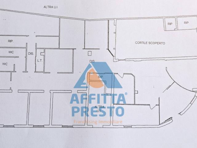 Locale Commerciale in affitto a Unione dei Comuni Circondario dell'Empolese Valdelsa, Empoli