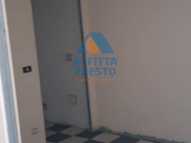 Locale Commerciale in affitto a Unione dei Comuni Circondario dell'Empolese Valdelsa, Empoli