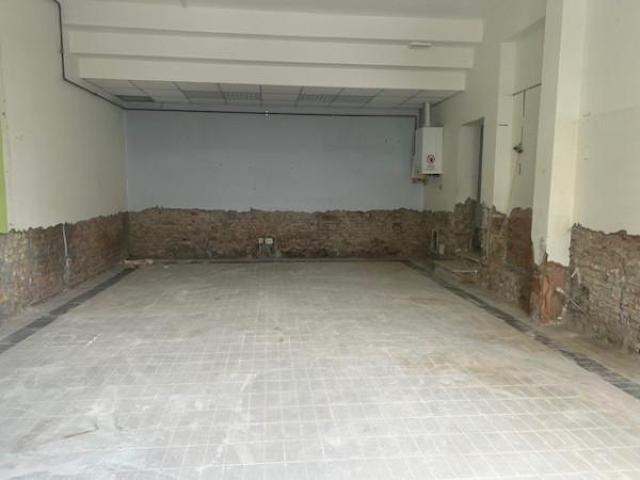 Locale Commerciale in affitto a Unione della Romagna Faentina, Faenza