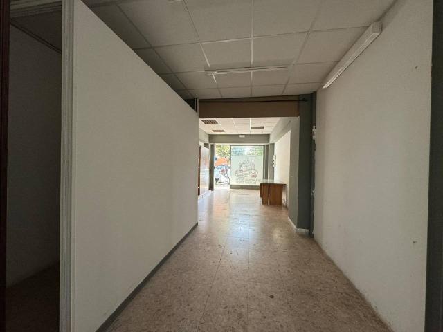 Locale Commerciale in affitto a Calabria, Catanzaro