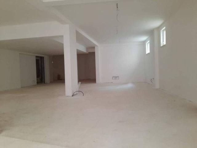 Locale Commerciale in affitto a Torretta, Tornimparte