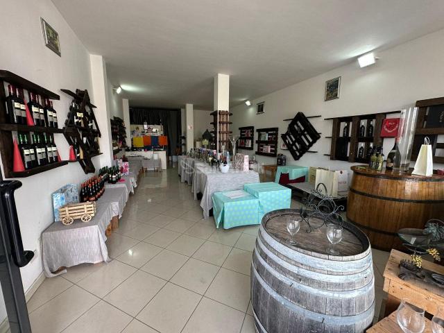 Locale Commerciale in affitto a Borgo Piave, Latina