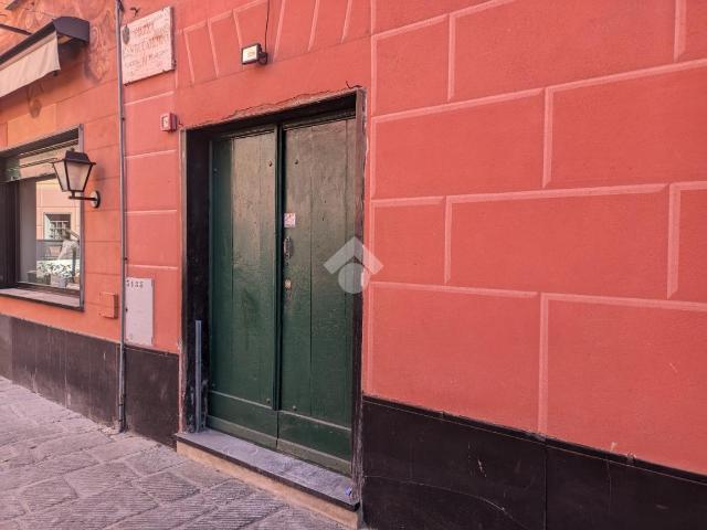 Locale Commerciale in affitto a Lavagna, Liguria