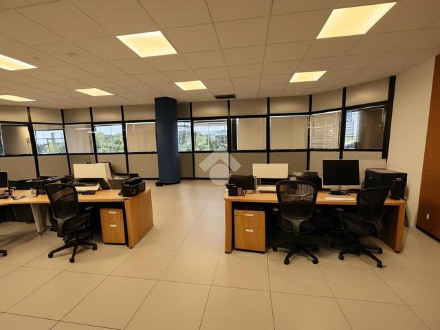 Ufficio in affitto a Lissone, Lombardia