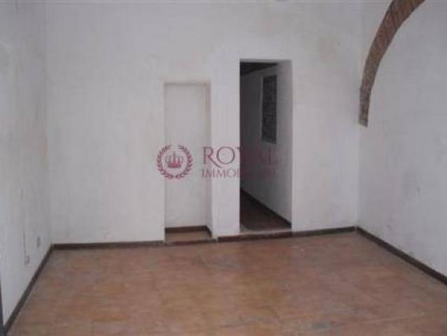 Locale Commerciale in affitto a Livorno