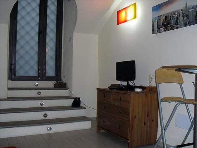 Locale Commerciale in affitto a Santissima Annunziata, Bagni Di Lucca Ponte