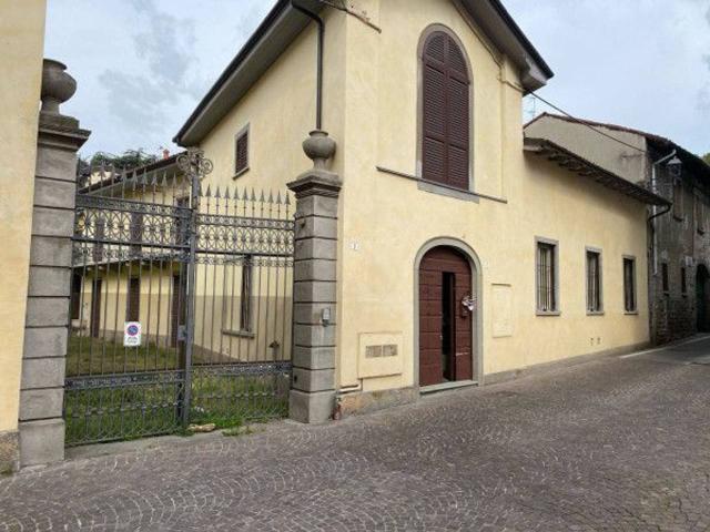 Locale Commerciale in affitto a Prezzate, Mapello