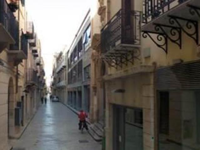 Locale Commerciale in affitto a Marsala, Sicilia