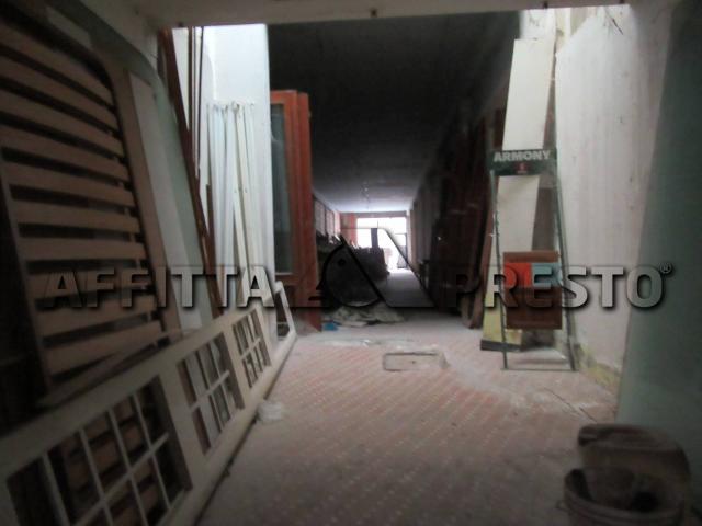 Locale Commerciale in affitto a Unione di Comuni della Romagna Forlivese, Meldola