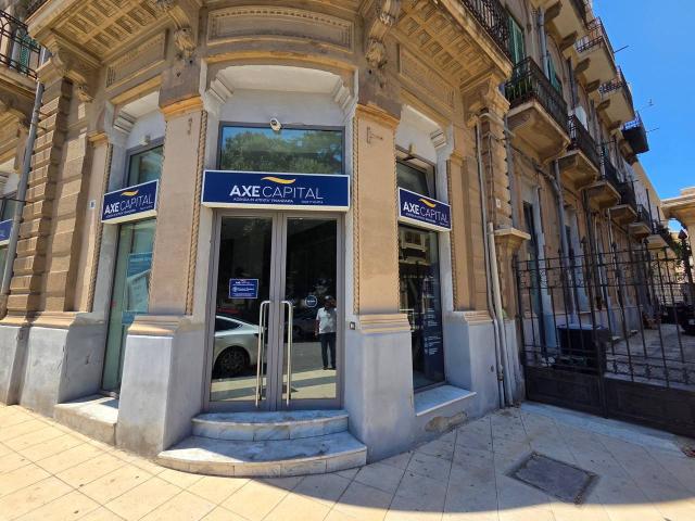 Locale Commerciale in affitto a IV Circoscrizione, Messina
