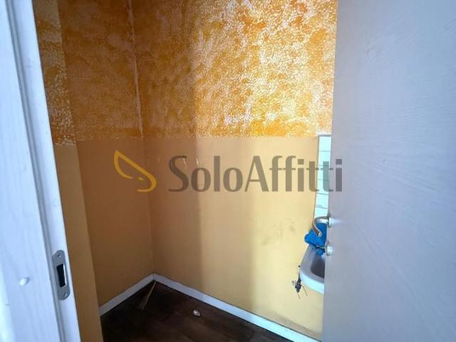 Locale Commerciale in affitto a Buon Pastore-Sant'Agnese-San Damaso, Modena