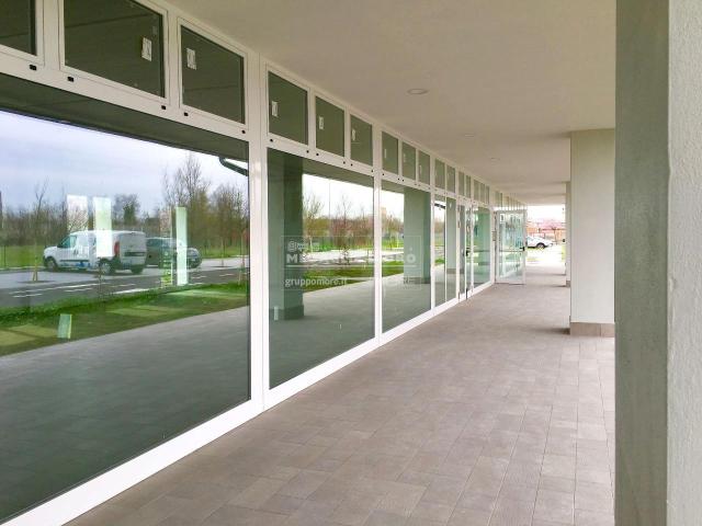 Locale Commerciale in affitto a Musicisti, Modena
