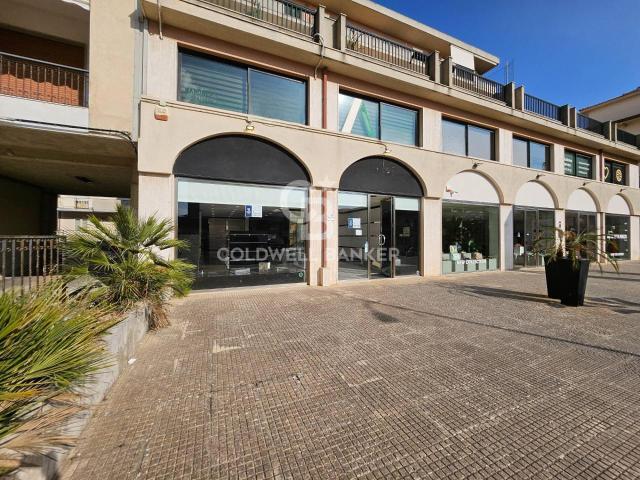 Locale Commerciale in affitto a Sacro Cuore, Marina Di Modica