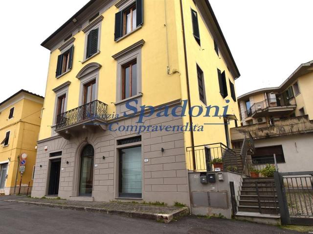 Locale Commerciale in affitto a La Colonna, Pieve A Nievole