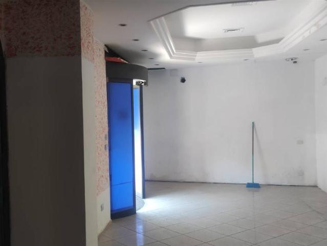 Locale Commerciale in affitto a Cevoli, Montefiascone