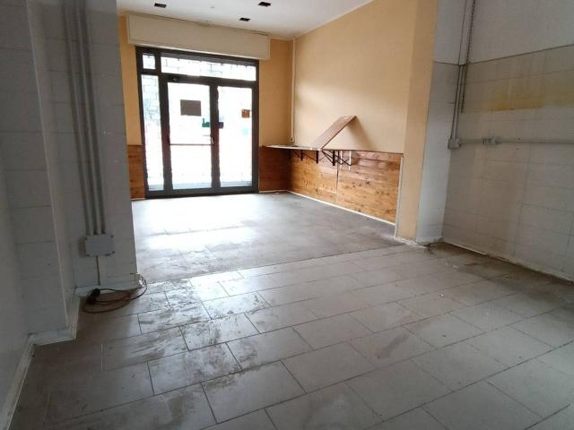 Locale Commerciale in affitto a Montesilvano, Abruzzo