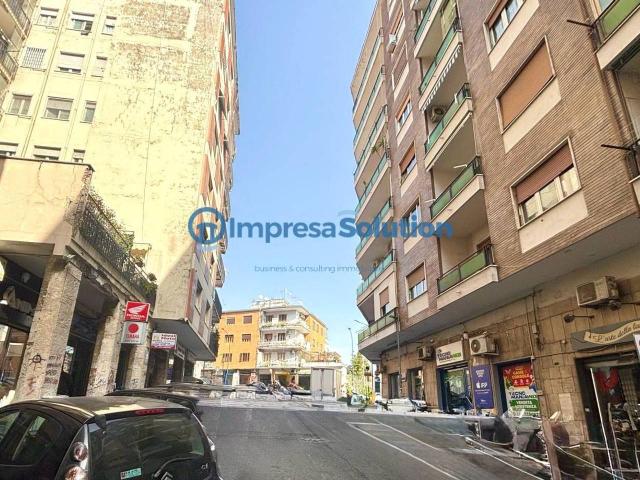 Locale Commerciale in affitto a Santa Croce, Campania