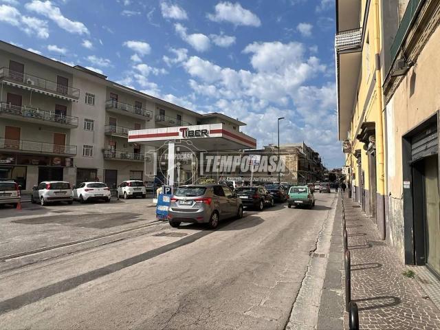 Locale Commerciale in affitto a Guantai, Pianura