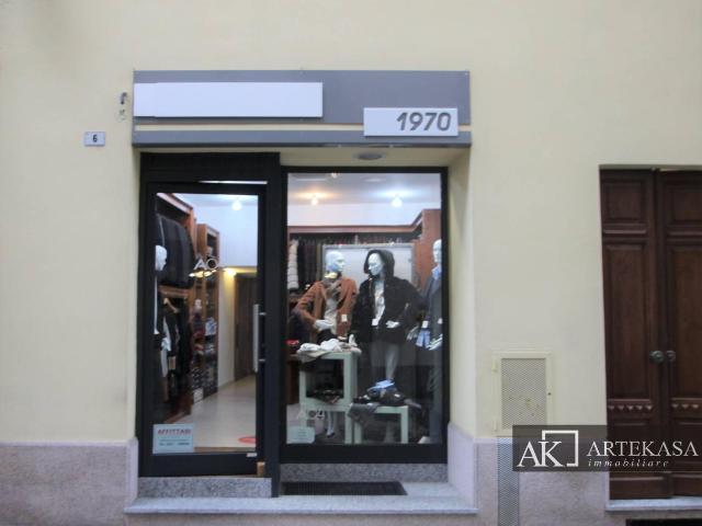 Locale Commerciale in affitto a Sacro Cuore, Piemonte