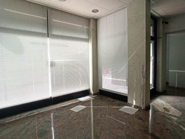 Locale Commerciale in affitto a Bicocca, Piemonte