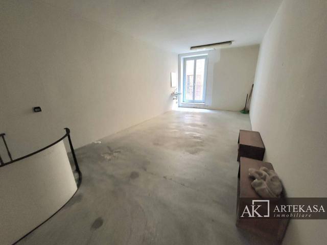 Locale Commerciale in affitto a Sacro Cuore, Piemonte