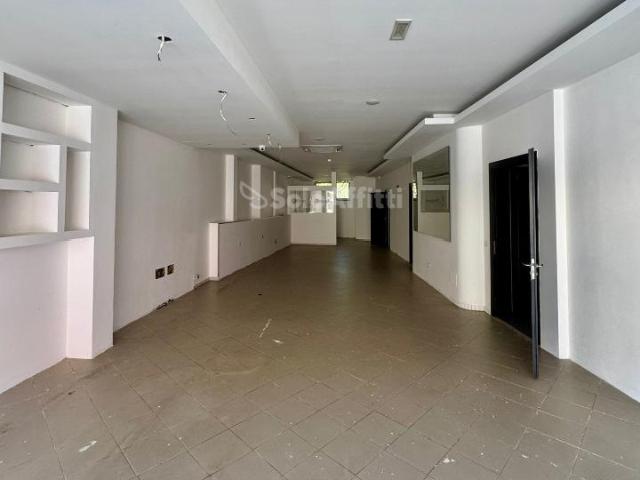 Locale Commerciale in affitto a Sacro Cuore, Oristano