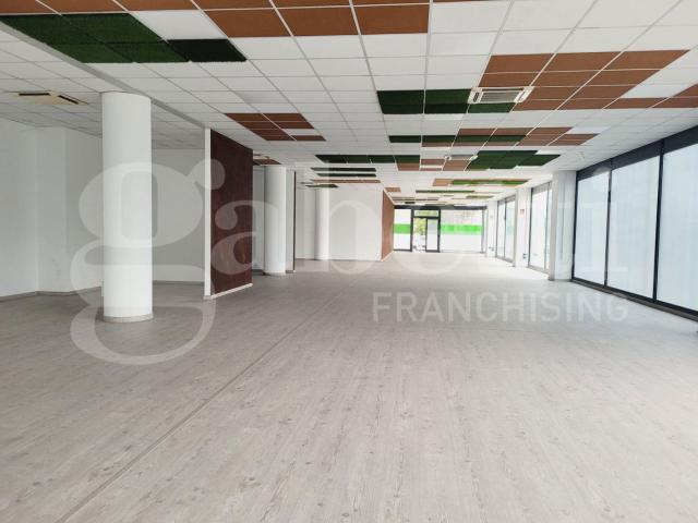Locale Commerciale in affitto a San Lazzaro, Padova