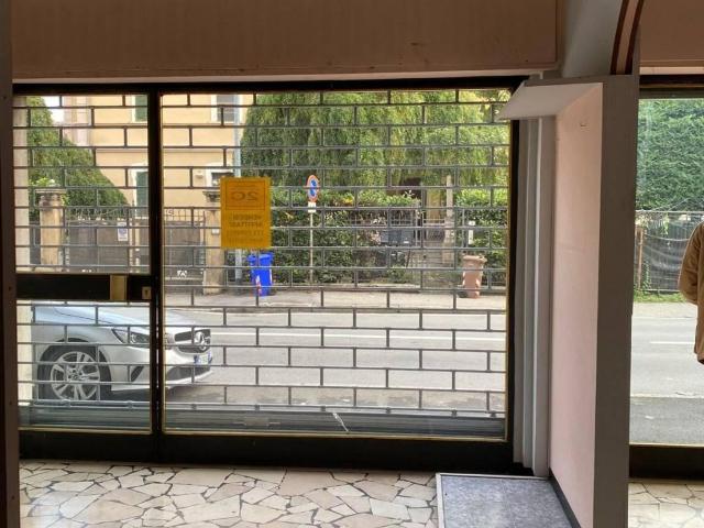 Locale Commerciale in affitto a Parma, Fornasazza