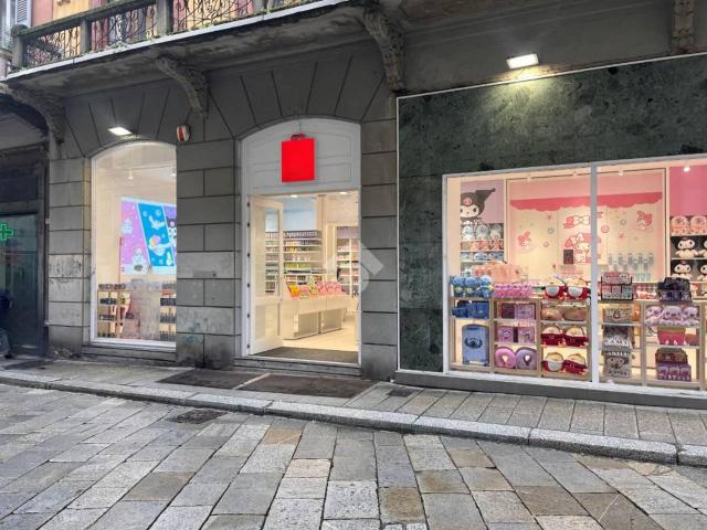 Locale Commerciale in affitto a Borgo Ticino, Pavia