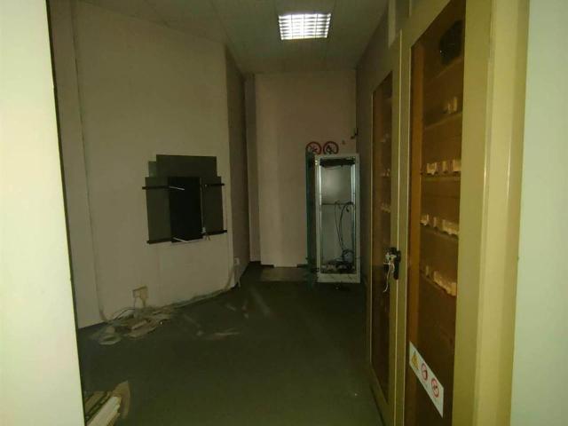 Locale Commerciale in affitto a Pegognaga, Lombardia