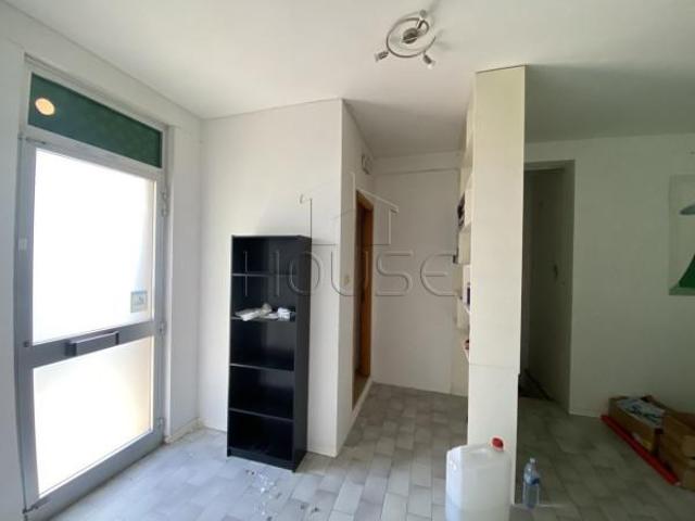 Locale Commerciale in affitto a San Marino, Cenerente
