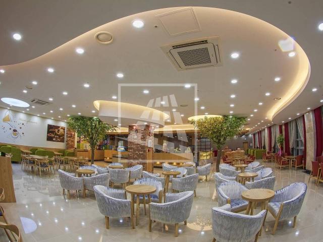 Locale Commerciale in affitto a Cavazzoli, Re