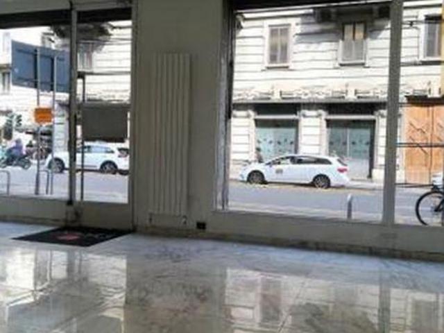 Locale Commerciale in affitto a San Nicolò, Re