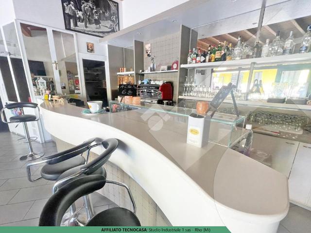 Locale Commerciale in affitto a San Giovanni, Rho