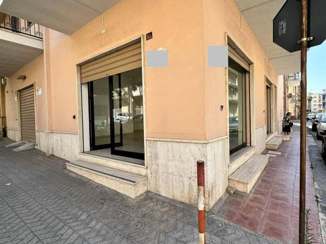 Locale Commerciale in affitto a Ribera, Sicilia
